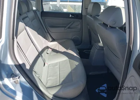 2002 Volkswagen Passat Gls from USA, damaged, VIN WVWPD63B32P304470